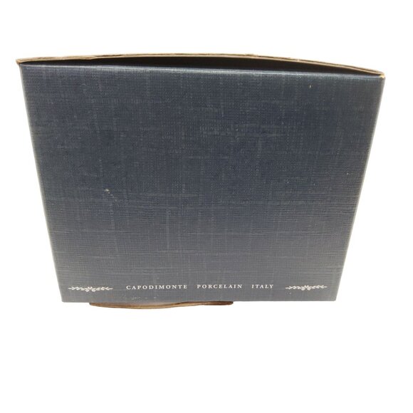 vintage capodimonte crown porcelain handmade by f.ee.viano. red rose by f.ee.via - Picture 4 of 4